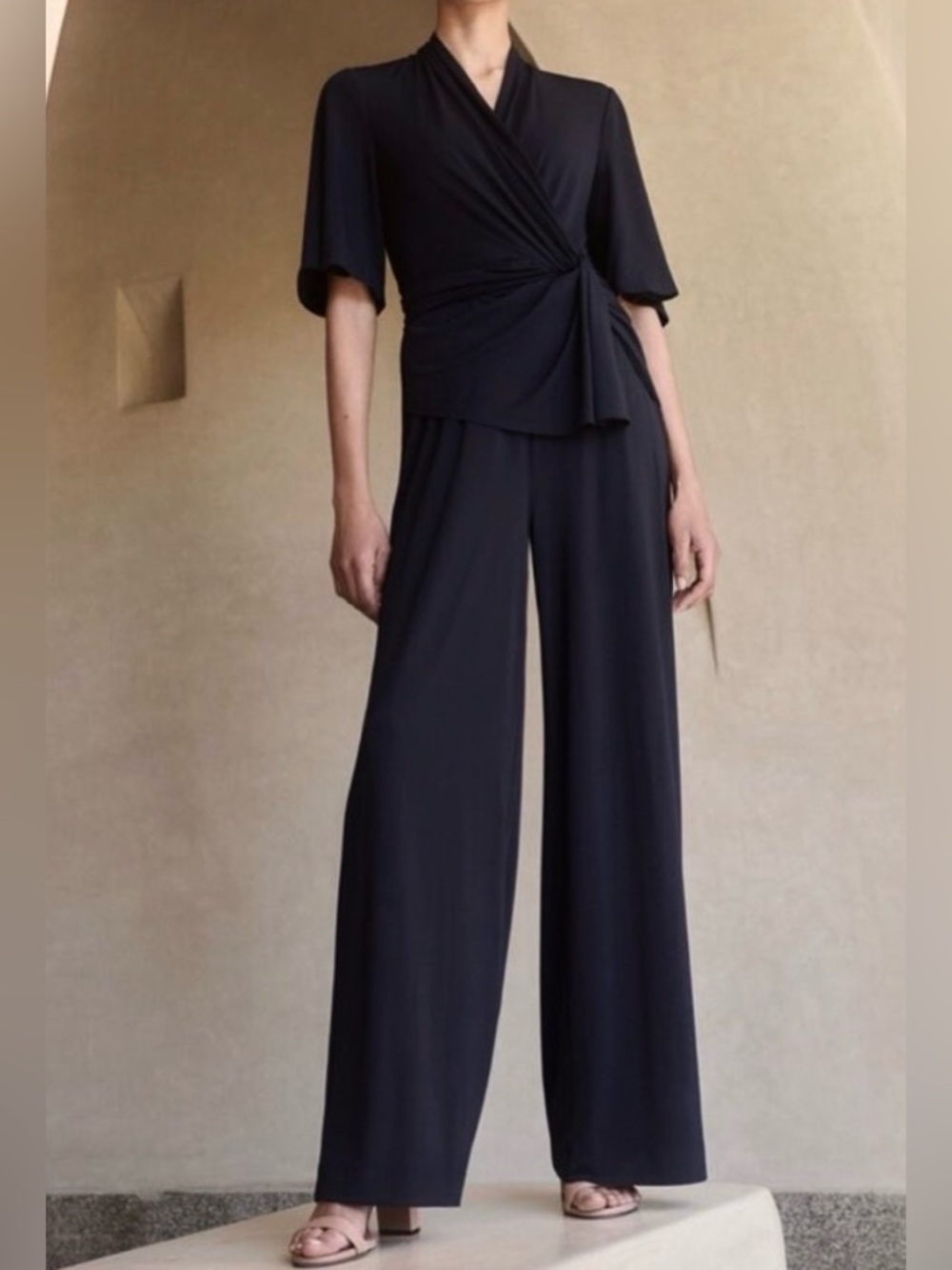THE FOLD London Sutri black wide leg short sleeve jumpsuit size 6